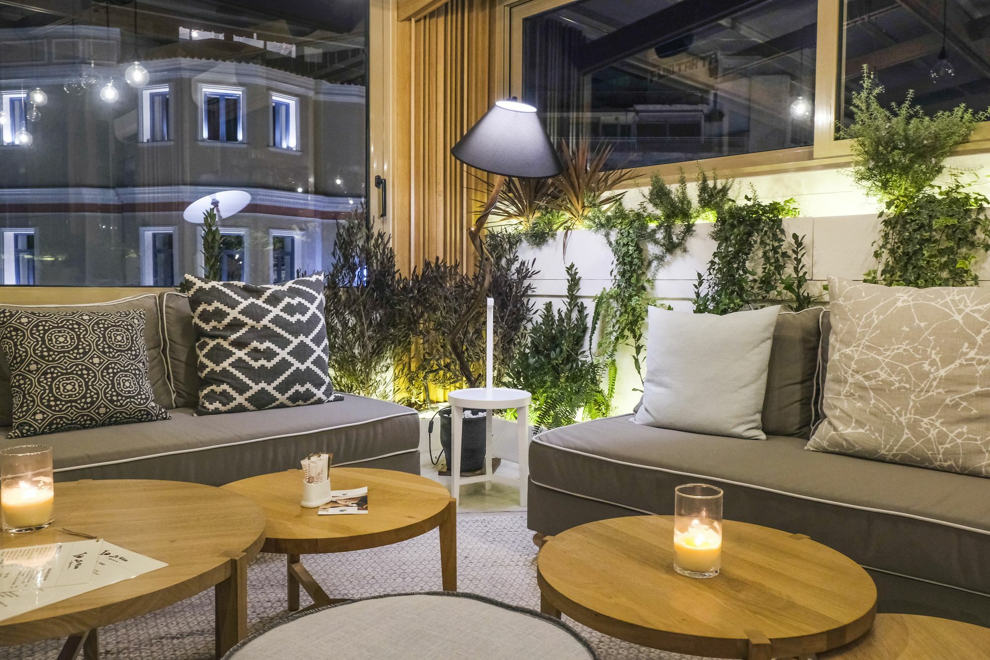 Lotus Center Apartments Афины Экстерьер фото