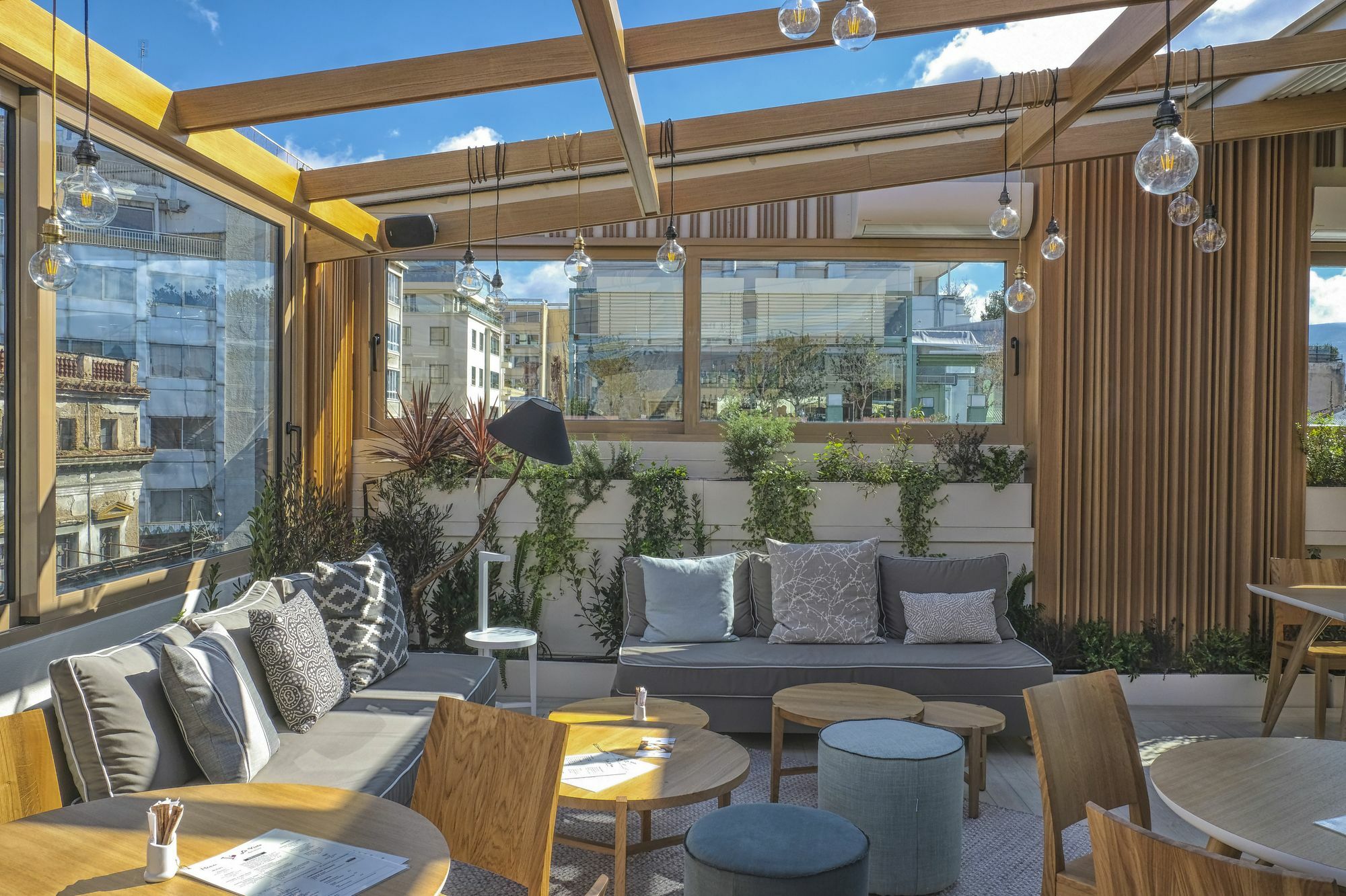 Lotus Center Apartments Афины Экстерьер фото