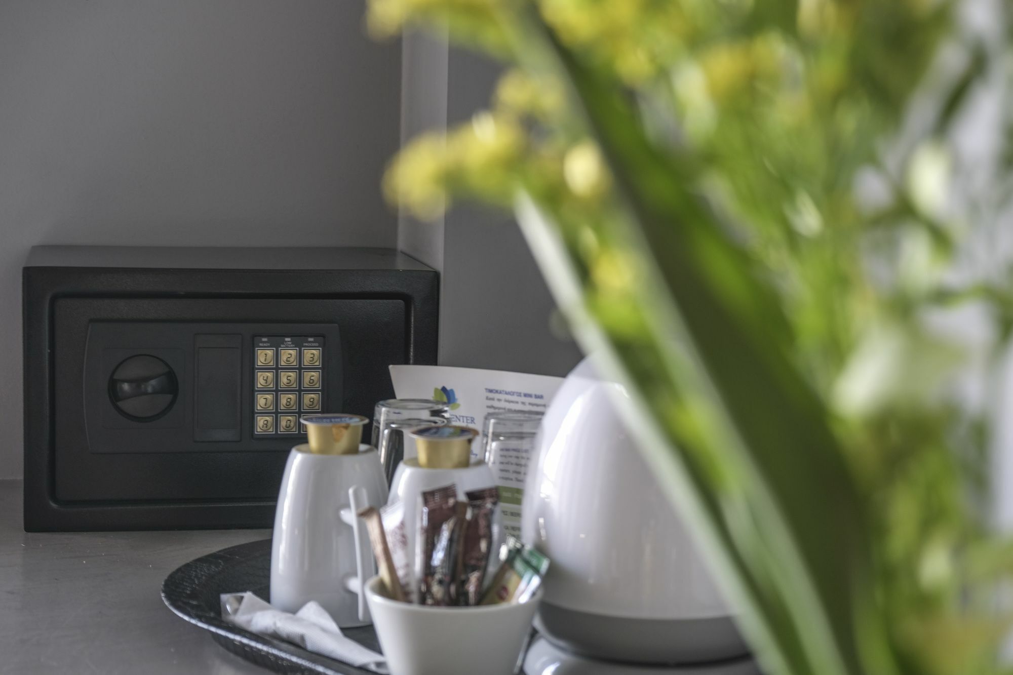 Lotus Center Apartments Афины Экстерьер фото